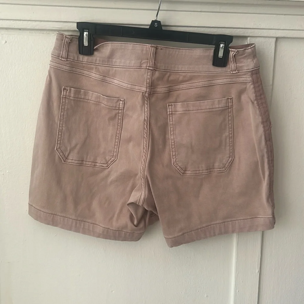 Set if 2 SPANX Twill Mauve and Brown Stretch Shorts Medium